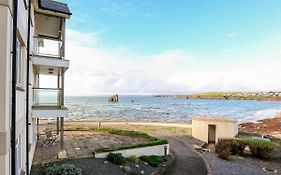 10 Thurlestone Rock